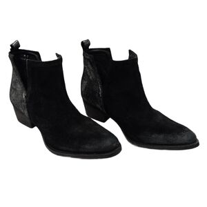 Diba True Stop By Ankle Boots in Suede and Leather